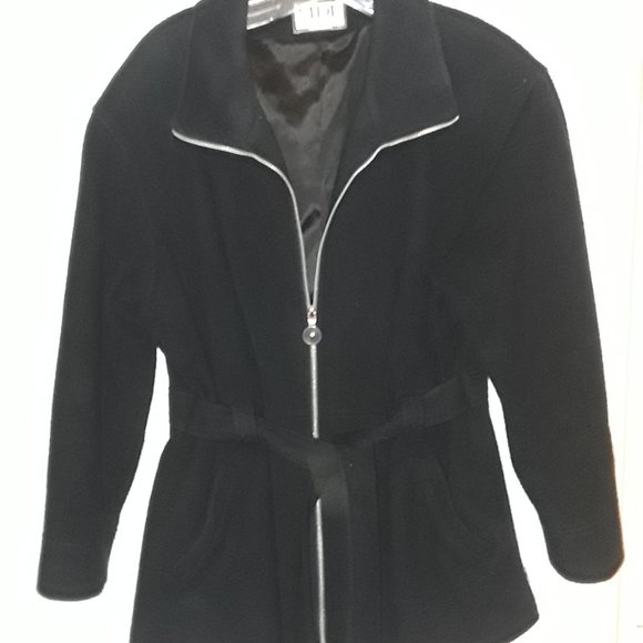 Jacket - Picture 1 of 4